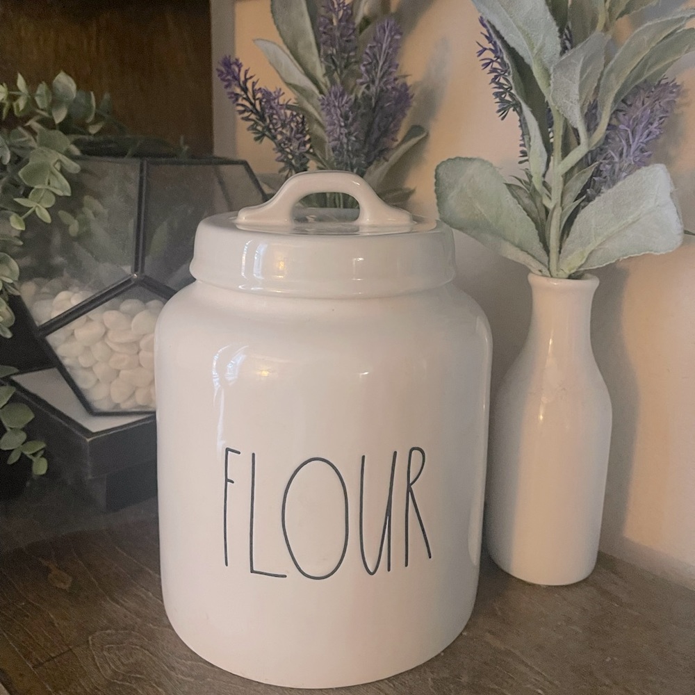 Rae Dunn Flour Canister